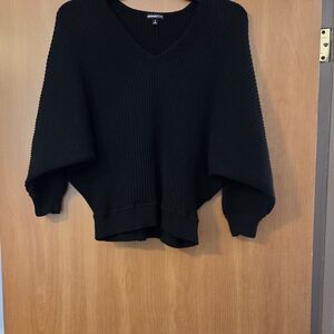 MINNIE ROSE Elegant Black V-Neck Butterfly Sleeves Sweater Size S